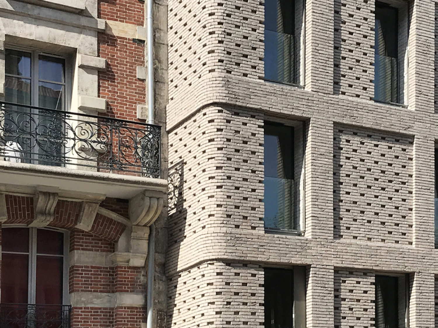 22 logements sociaux à Paris par Avenier Cornejo architectes